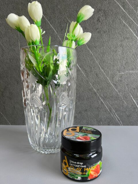 Clay Mask with Scrub Strawberry